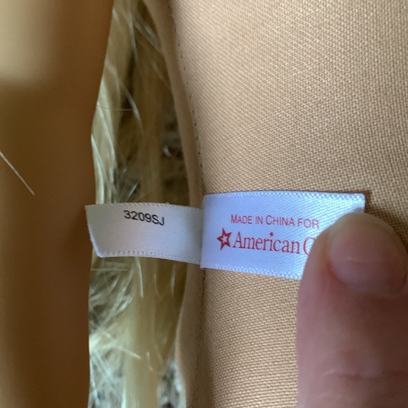 American Girl 18”. Julie Albright. Historical Collection. Damage to fingers - Picture 3 of 6